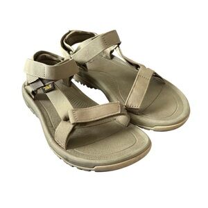 Teva Beige light green Strap Sandals 8